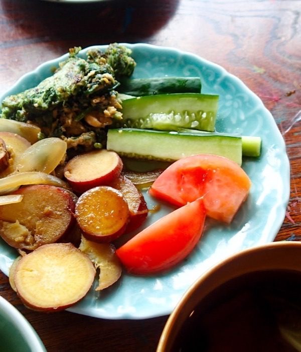 お昼ごはんをつくる